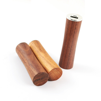 Material de madera del poder de la batería de Li Ion 18650 de la nuez portátil del banco