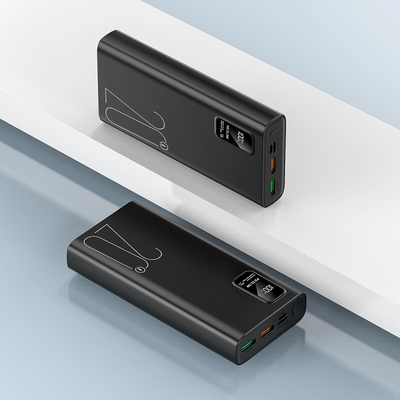 PC Portable Power Bank Batería Blanco o Negro 5V Salida para recarga de teléfono inteligente