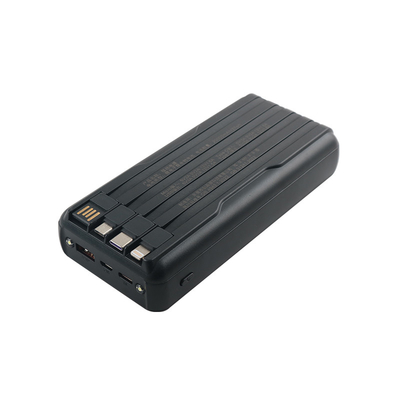 Banco de energía de batería completa de alta capacidad para teléfono con PC Tecnología de plástico / Matt Material de cáscara y diseño ligero