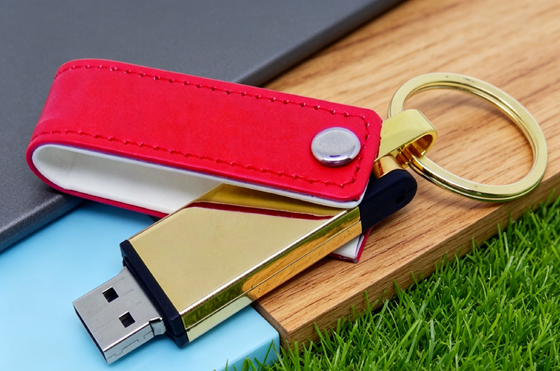 Memoria USB de cuero compatible con Mac OS Color negro personalizado OEM Diseño duradero elegante Perfecto para regalos corporativos
