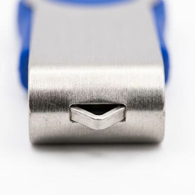 Memoria USB de plástico calificada con memoria completa con indicador LED y capacidades de memoria 1G 2G 4G 8G 16G 32G 64G 128G 256GB 512GB