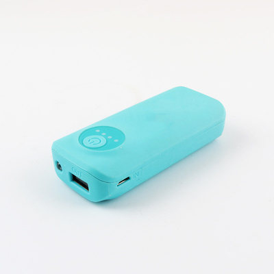 Batería li-ion portátil plástico del banco 2400MAH 18650 del poder de la luz del LED