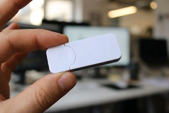 Impresión personalizada del logotipo del palillo USB del material plástico del USB 3.0 20-80MB S o memoria USB portátil de alta velocidad del laser