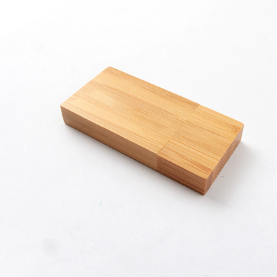 El logotipo de grabación en relieve personalizó el ODM de madera del OEM del palillo 8GB 256GB del Usb